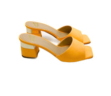 Load image into Gallery viewer, Musella women's slippers