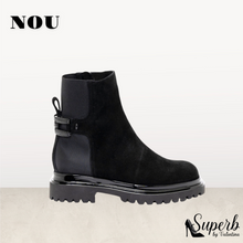 Load image into Gallery viewer, Accademia women&#39;s boots
