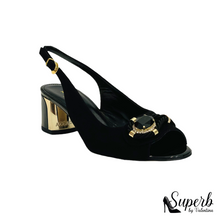 Load image into Gallery viewer, Women&#39;s Accademia sandals
